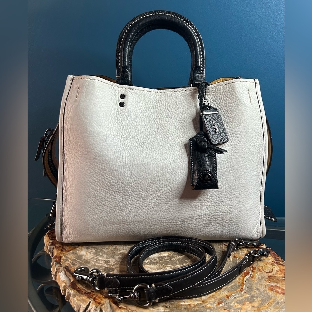 Coach 1941 Rogue 1st Generation Chalk White RARE RG 20315 EUC - Picture 17 of 17